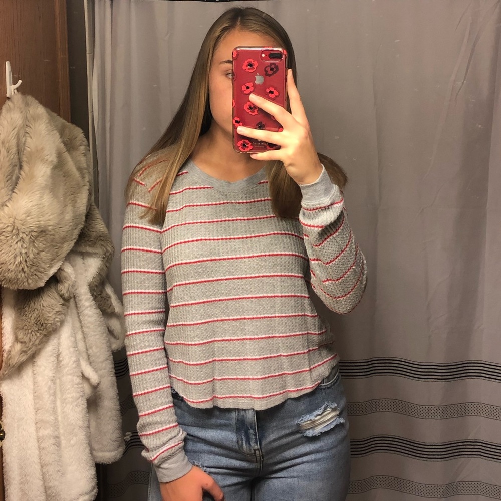 Cropped Long Sleeve Tee